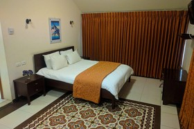 Alhambra Palace Hotel Suites and Resort