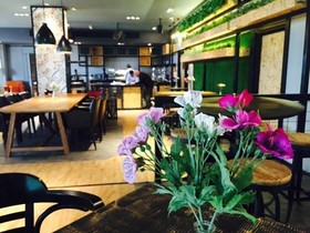 Royal Court Hotel