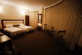 Abu Mazen Hotel & Restaurant