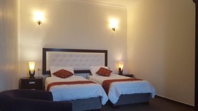 Abu Mazen Hotel & Restaurant