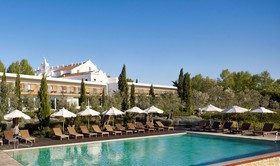 Convento do Espinheiro, Historic Hotel & Spa