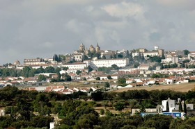 Convento do Espinheiro, Historic Hotel & Spa