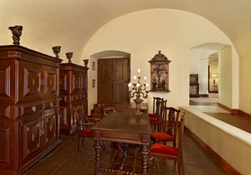Convento do Espinheiro, Historic Hotel & Spa