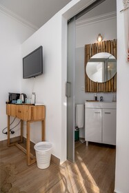 Villa Center