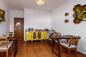 Villa Center