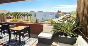 Villa Center
