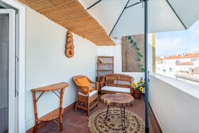 Villa Center