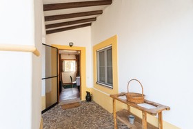 Rosa Estates The Farmhouse & Stables