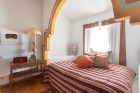 Rosa Estates The Farmhouse & Stables
