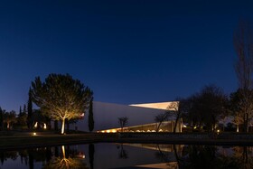 L'and Vineyards