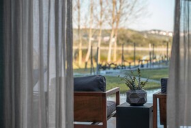 L'and Vineyards