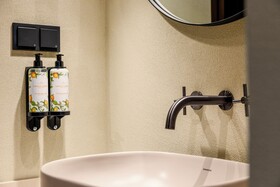 Amarello Hotel Praia Santo Andre, Tapestry Collection Hilton