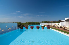 The Lince Ecorkhotel Évora