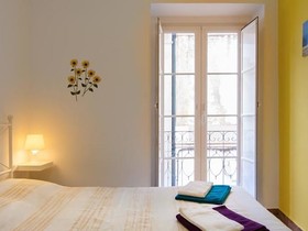 Embrace Evora Hostel