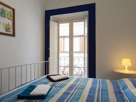 Embrace Evora Hostel
