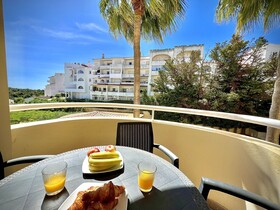 Albufeira Marina SOL With Pool by Homing
