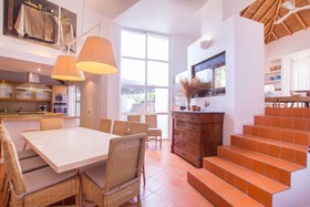 Amazing Homes & Villas