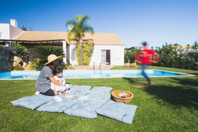 Amazing Homes & Villas