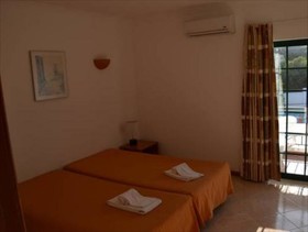 Casa Velha Apartments