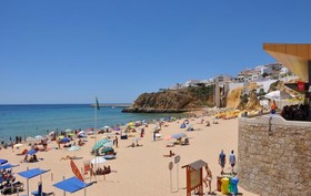 Cerro Atlantico by Portugalferias