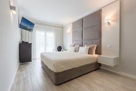 D Loft Sea and Golf