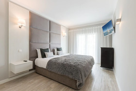 D Loft Sea and Golf
