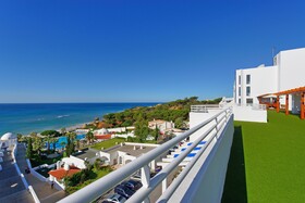 Grand Muthu Oura View Beach Club