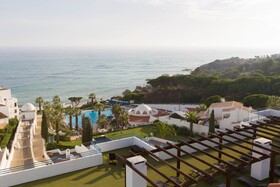 Grand Muthu Oura View Beach Club