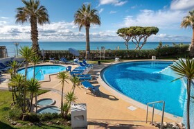 Grand Muthu Oura View Beach Club