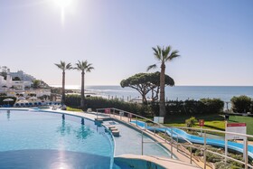 Grand Muthu Oura View Beach Club