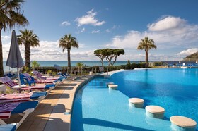 Grand Muthu Oura View Beach Club