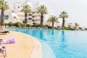 Grand Muthu Oura View Beach Club