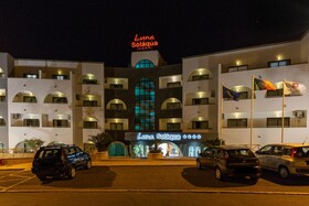 Luna Solaqua