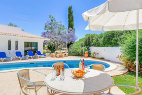 Villa Oliveiras