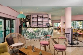 The Magnolia Hotel