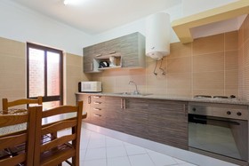 Colina Village