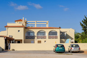 Villa Welwitshia Mirabilis
