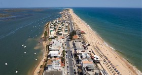 Well'come! To Algarve Hostel