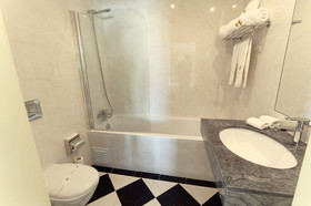 Lagoa Hotel