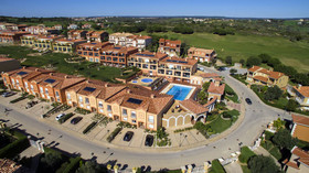 Bela Colina Holidays