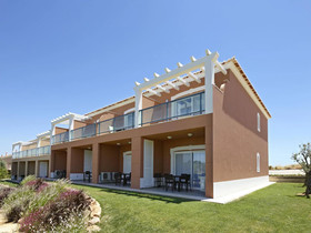 Bela Colina Holidays