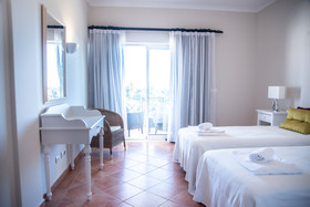 Colina Verde Golf & Sports Resort