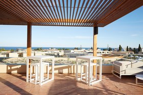 White Shell Beach Villas