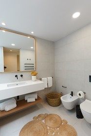 White Shell Beach Villas