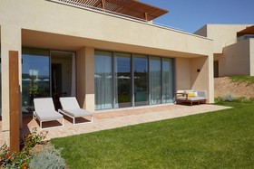 White Shell Beach Villas