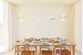 White Shell Beach Villas