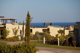 White Shell Beach Villas