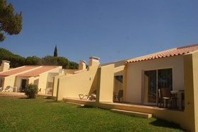 Browns Sports & Leisure Club