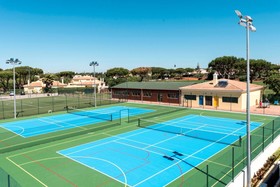 Browns Sports & Leisure Club