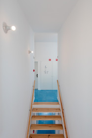 Conii Hostel & Suites
